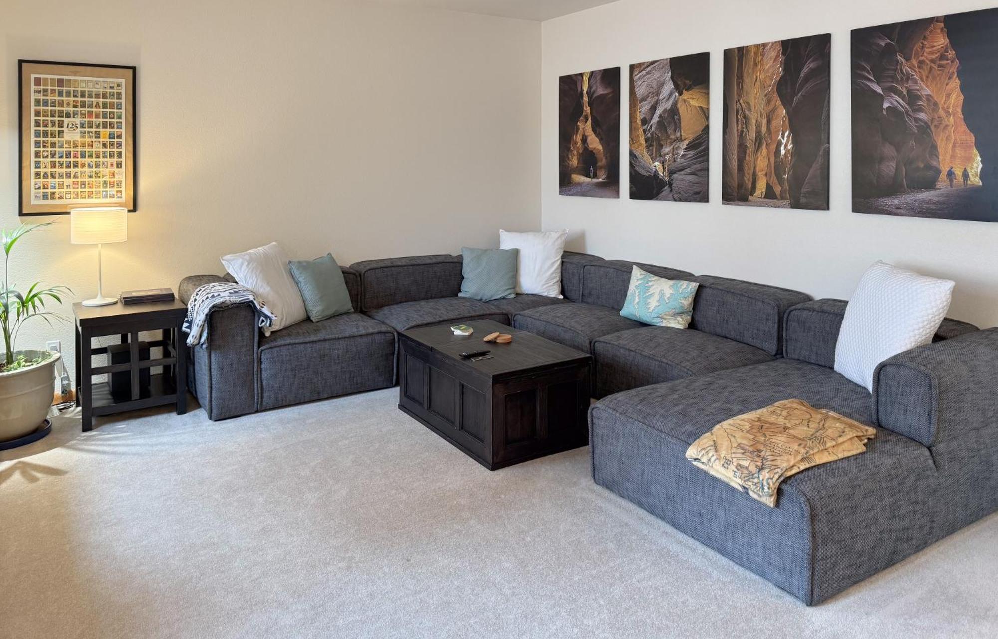 A Quiet, Stylish And Cozy Retreat. * Page